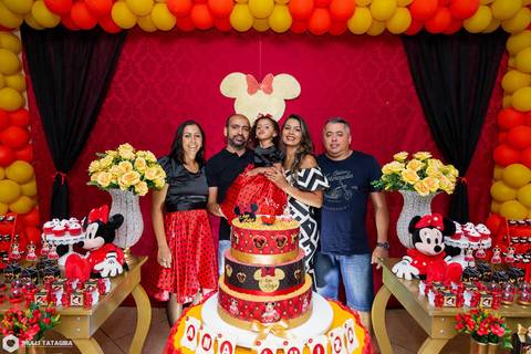 festainfantil-minnie-minnievermelha-minnieluxo-festaminnie-festaminnieluxo-festaminnievermelha-festaluxo-festademeninaluxo-festademenina-3aninhos-partydecorbh-analuiza-babyaninha-fotografadefestainfantil-fotografiadefestainfantil-jhullitatagibafotografia-'