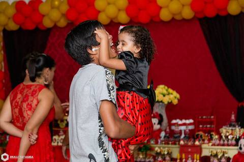 festainfantil-minnie-minnievermelha-minnieluxo-festaminnie-festaminnieluxo-festaminnievermelha-festaluxo-festademeninaluxo-festademenina-3aninhos-partydecorbh-analuiza-babyaninha-fotografadefestainfantil-fotografiadefestainfantil-jhullitatagibafotografia-'