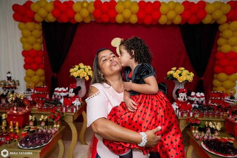 festainfantil-minnie-minnievermelha-minnieluxo-festaminnie-festaminnieluxo-festaminnievermelha-festaluxo-festademeninaluxo-festademenina-3aninhos-partydecorbh-analuiza-babyaninha-fotografadefestainfantil-fotografiadefestainfantil-jhullitatagibafotografia-'