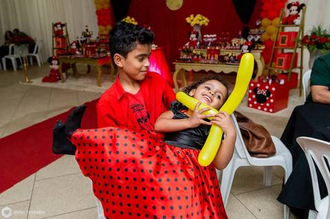 festainfantil-minnie-minnievermelha-minnieluxo-festaminnie-festaminnieluxo-festaminnievermelha-festaluxo-festademeninaluxo-festademenina-3aninhos-partydecorbh-analuiza-babyaninha-fotografadefestainfantil-fotografiadefestainfantil-jhullitatagibafotografia-'