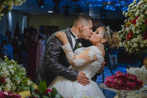 fotos na mesa do bolo'