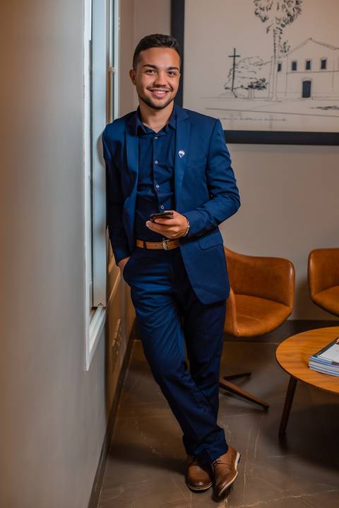 fotografia de retrato corporativo para corretor de imóveis, fotografo Sergio Simões de Rondonópolis  '