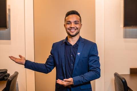 fotografia de retrato corporativo para corretor de imóveis, fotografo Sergio Simões de Rondonópolis  '