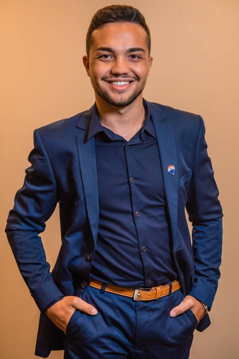 fotografia de retrato corporativo para corretor de imóveis, fotografo Sergio Simões de Rondonópolis  '