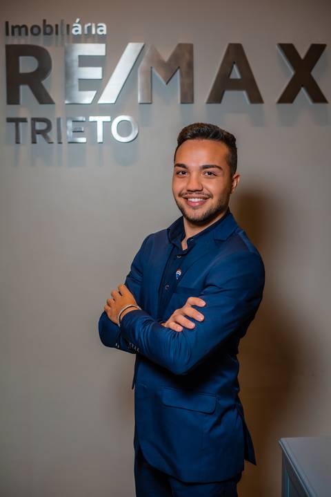 fotografia de retrato corporativo para corretor de imóveis, fotografo Sergio Simões de Rondonópolis  '
