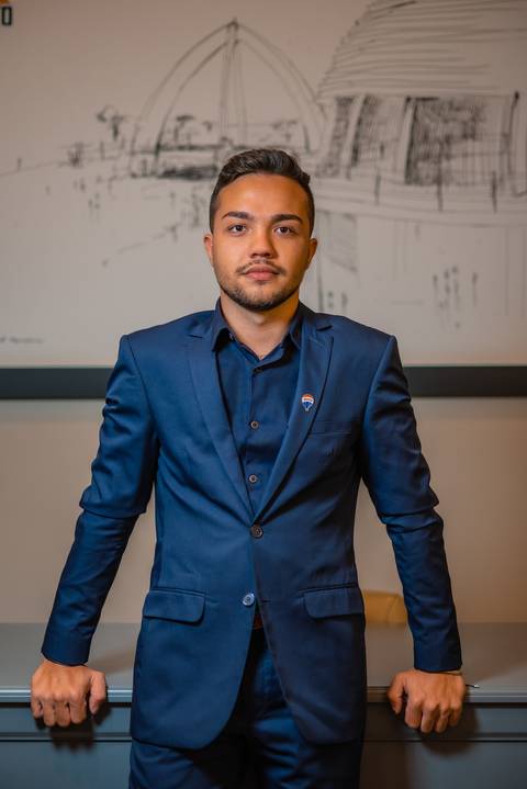 fotografia de retrato corporativo para corretor de imóveis, fotografo Sergio Simões de Rondonópolis  '