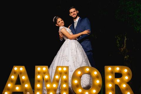 Viva o AMOR, Noivos Debora e Mauricio em Rondonópolis-MT, fotografo Sergio Simões.'