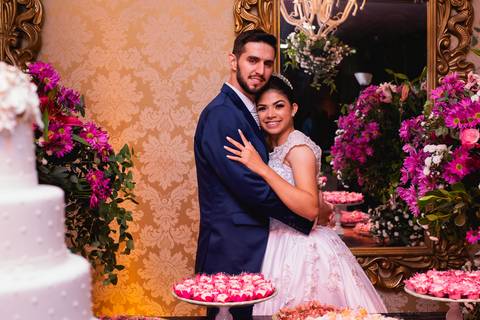 Recém casados Debora e Mauricio em Rondonópolis-MT, fotografo Sergio Simões.'