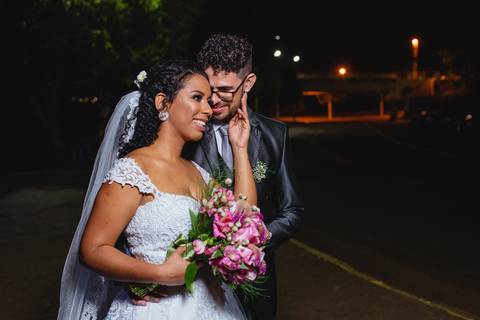 fotografia pós cerimonia dos recém casados Viviane e Guilherme em Rondonópolis-MT, fotografo Sergio Simões.'