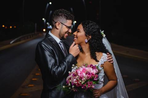 fotografia pós cerimonia dos recém casados Viviane e Guilherme em Rondonópolis-MT, fotografo Sergio Simões.'