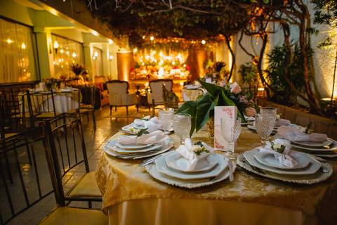 fotografia da decoração pela perfis eventos do casamento de Viviane e Guilherme em Rondonópolis-MT, fotografo Sergio Simões.'