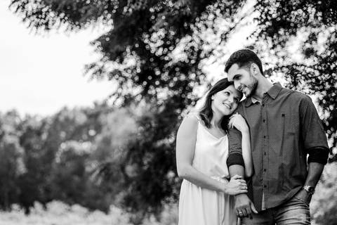 Ensaio de casal no Espaço Bem viver em Rondonópolis-MT, foto preto e branco, fotografo Sergio Simões.'