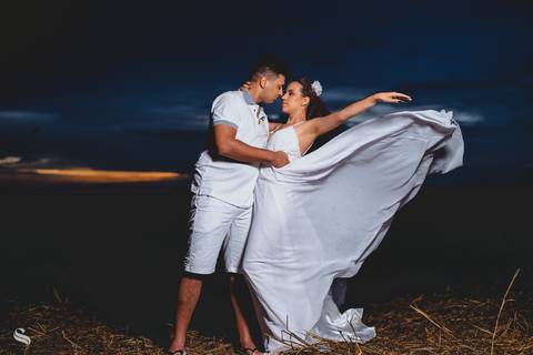 ensaio fotográfico nas cachoeira do carimã casal de noivos Milena e Walisson, fotografo de casamento Sergio Simões de Rondonópolis-MT'