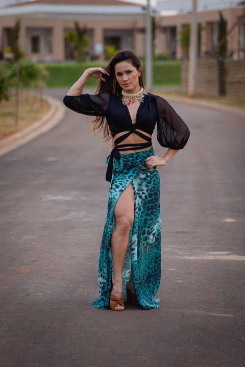 Esse ensaio fotografico é da belíssima e simpática Thamy Melo, que pousou para as lentes do fotografo Sergio Simões de Rondonópolis, o ensaio do retrato feminino ocorreu no condomínio boulervad,a afim de divulgar a nova coleção da Joana Fitness'