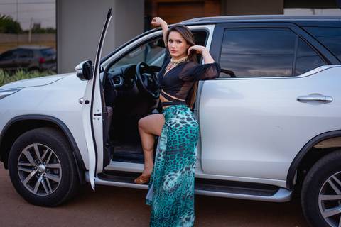 Esse ensaio fotografico é da belíssima e simpática Thamy Melo, que pousou para as lentes do fotografo Sergio Simões de Rondonópolis, o ensaio do retrato feminino ocorreu no condomínio boulervad,a afim de divulgar a nova coleção da Joana Fitness'