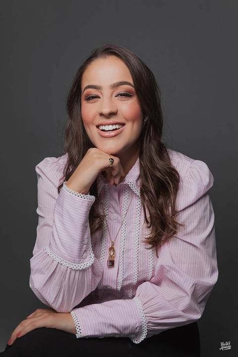 retrato corporativo empresarial, retrato corporativo BH, retrato belo horizonte, foto de perfil corporativo, ensaio corporativo, retrato profissional, fotografia em estúdio fotográfico, pose fotográfica profissional'