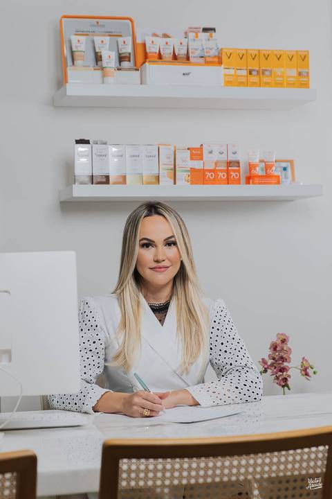 retrato corporativo empresarial, retrato corporativo BH, retrato belo horizonte, foto de perfil corporativo, ensaio corporativo, retrato profissional, fotografia em estúdio fotográfico, pose fotográfica profissional'