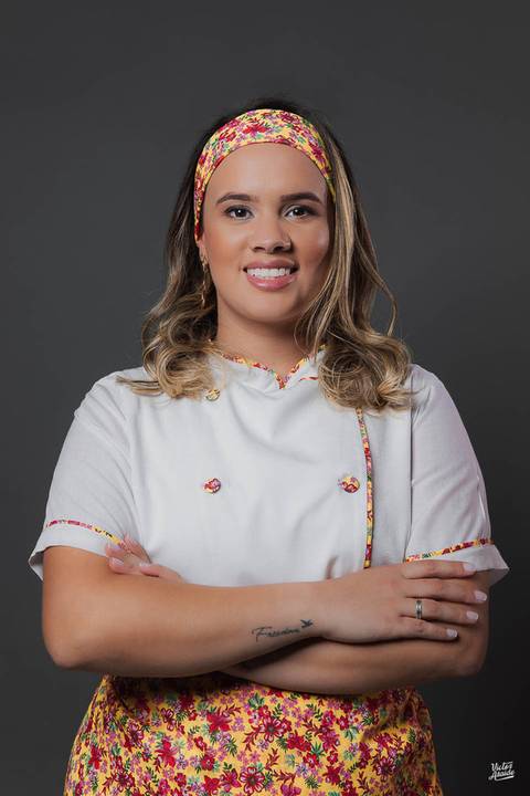 retrato corporativo BH, retrato belo horizonte, foto de perfil corporativo, ensaio corporativo, retrato profissional, fotografia em estúdio fotográfico, pose fotográfica profissional'