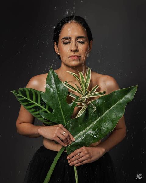 retrato corporativo BH, retrato belo horizonte, foto de perfil corporativo, ensaio corporativo, retrato profissional, fotografia em estúdio fotográfico, pose fotográfica profissional'