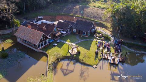 imagem aérea do casamento no campo, casamento ao ar livre'