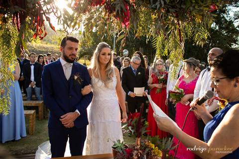 mãe faz mensagem para noivos '