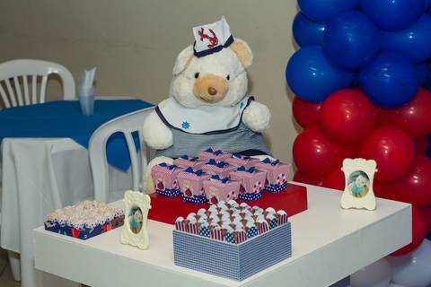 Mesa de doces decorada com urso Tema Marinheiro pelo fotógrafo Douglas Maia'