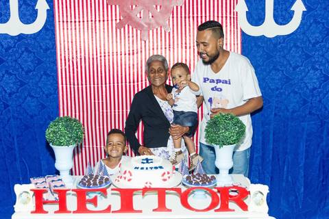 Bisa Convidada especial sorrindo pelo fotógrafo Douglas Maia'