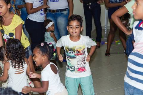 Muita diversão na festa do Heitor pelo fotógrafo Douglas Maia'