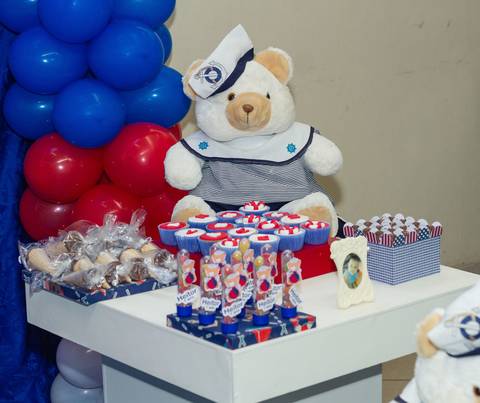 Mesa Tubete com bala Tema Marinheiro pelo fotógrafo Douglas Maia'