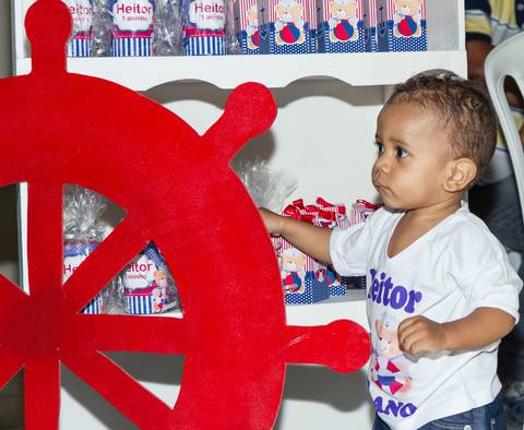 Heitor de lado pelo fotógrafo Douglas Maia'