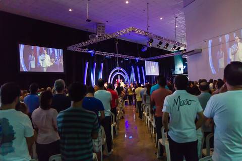 Visão da Igreja Missão Praia da Costa pelo fotógrafo Douglas Maia'