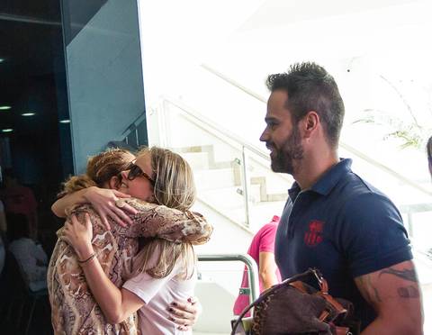 Carinho na chegada a Igreja Missão Praia da Costa pelo fotógrafo Douglas Maia'