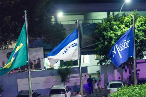 Bandeiras da Igreja Missão Praia da Costa pelo fotógrafo Douglas Maia'