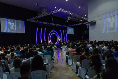 Visão geral da Igreja Missão Praia da Costa pelo fotógrafo Douglas Maia'