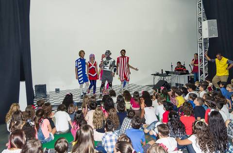 Aprendendo a Palavra com Grupo Joy na Igreja Missão Praia da Costa pelo fotógrafo Douglas Maia'