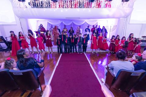 Coral das crianças Igreja Batista da Floresta pelo fotógrafo Douglas Maia'