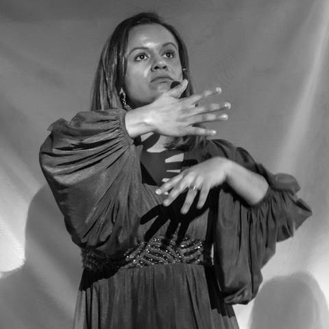 Bárbara dançando Igreja Batista da Floresta pelo fotógrafo Douglas Maia'