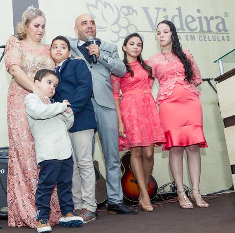 Pastora e família Culto de Consagração-Pastora-Kenia Almeida pelo fotógrafo Douglas Maia'