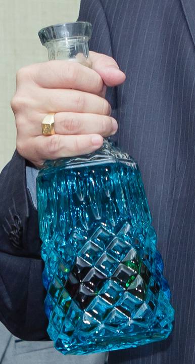 Óleo de unção Culto de Consagração-Pastora-Kenia Almeida pelo fotógrafo Douglas Maia'