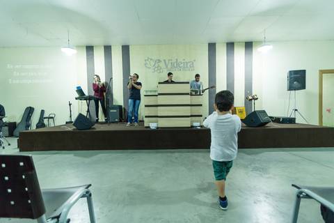 Culto Igreja Videira Vila Velha-ES pelo fotógrafo Douglas Maia'