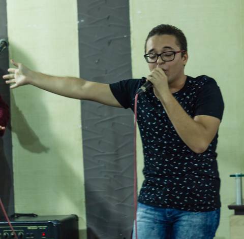 Louvando a Deus Culto Igreja Videira Vila Velha-ES pelo fotógrafo Douglas Maia'