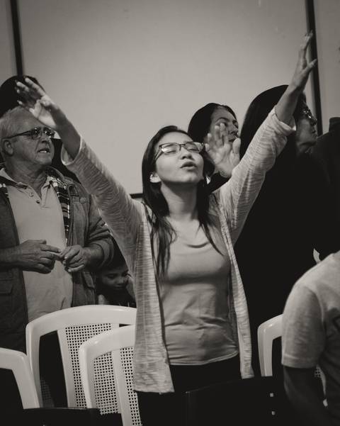 Louvando a Deus com tudo que sou Culto Igreja Videira Vila Velha-ES pelo fotógrafo Douglas Maia'