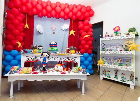 Decoração personalizada Tema Show da Luna pelo fotógrafo Douglas Maia'