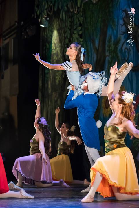 Ballet - Alice no País das Maravilhas'