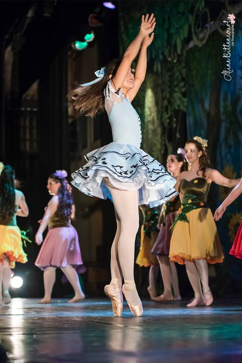 Ballet - Alice no País das Maravilhas'