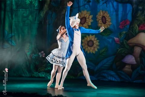 Ballet - Alice no País das Maravilhas'