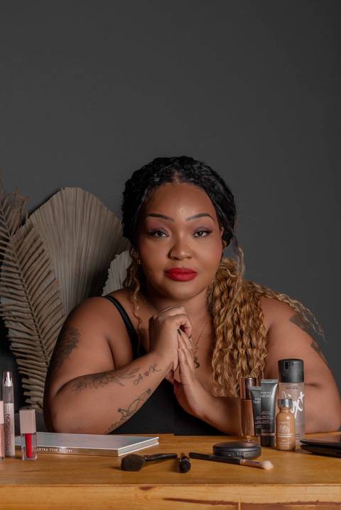 foto corporativa retrato corporativo empreendedora empresaria foto maquiadora foto profissional maquiadora makeup profissional makeup foto para curso '