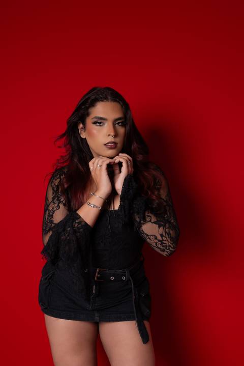 ensaio feminino mulher trans mac batons campanha mac releitura mac jonas souza valentina mulher trans fotografo de fotografo de nova odessa campanha mac 1994 campanha mac rupaul maquiadora maquiadora profissional ensaio de maquiagem fotografo '