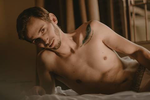 Jonas Souza. Jonas Souza fotografia. Fotógrafo de Nova Odessa. João Castilho. Nu. Nu artístico. Ensaio Masculino. Fotografia Masculino. Ensaio Nu. Campinas. Retrato (1)'