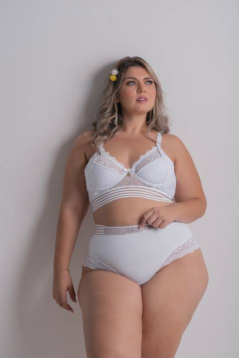 moda intima. Jessika Cari modelo plus size. moda plus size. Del Valle Moda Intima. Fotografo de Moda. fotografo de moda. moda lingerie. moda feminina. mulheres plus size. body positive. mulher plus. plus size moda. fotografo da região. fotografo plus size'